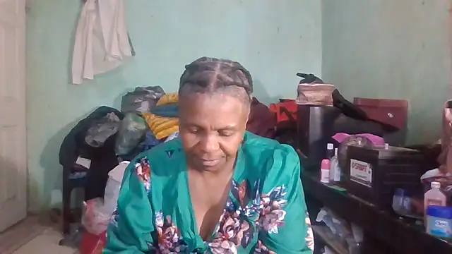 Snapshot of Nicky52 chatting on October 7, 2025, 3:42 pm Nicky52 online show from October 7, 2025, 3:42 pm