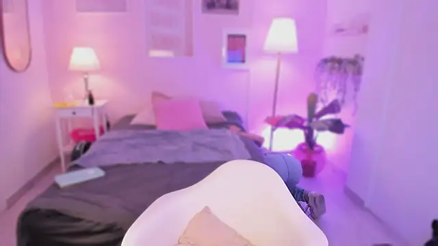 emma soul1 online show from October 28, 2025, 7:49 pm