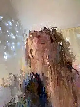 LucieMack online show from October 18, 2025, 9:04 pm