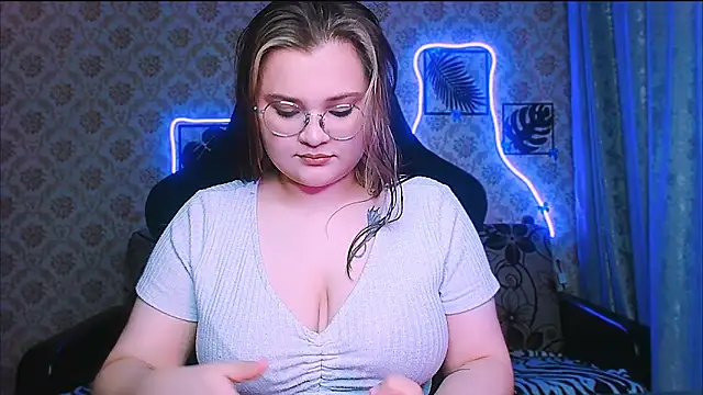 InLoveWithLife26 online show from May 31, 2026, 5:31 pm