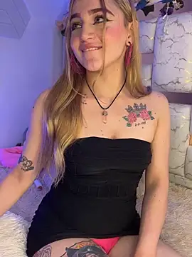 Sara Sophia420 online show from October 19, 2025, 10:43 pm