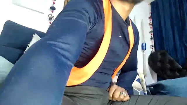 ElCaballeroNegro24 online show from February 18, 2026, 10:06 pm