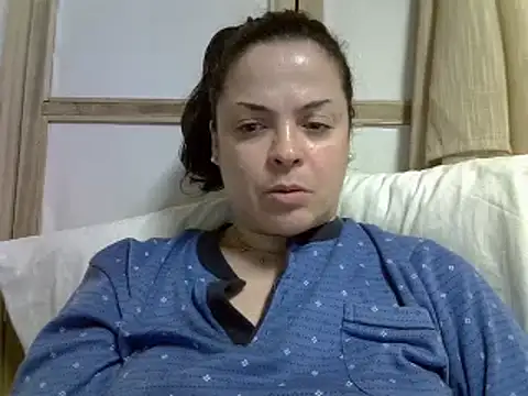 ITALIANASISIXX online show from January 28, 2025, 6:07 pm