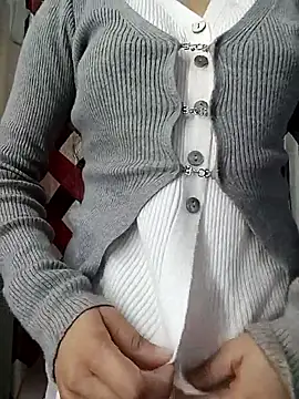 Snapshot of Ruhi_07 chatting on February 1, 2026, 4:33 am Ruhi 07 online show from February 1, 2026, 4:33 am