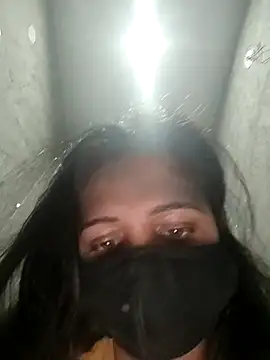 Snapshot of Ruhi_07 chatting on February 18, 2026, 4:41 am Ruhi 07 online show from February 18, 2026, 4:41 am