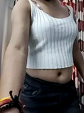 Snapshot of Ruhi_07 chatting on March 13, 2026, 4:08 am Ruhi 07 online show from March 13, 2026, 4:08 am