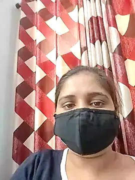 Snapshot of Ruhi_07 chatting on April 7, 2026, 4:24 am Ruhi 07 online show from April 7, 2026, 4:24 am