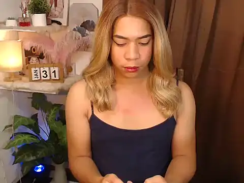 Ursexy ngaw online show from February 2, 2026, 9:13 pm