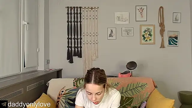 daddyonlyloveme online show from November 2, 2025, 9:17 pm