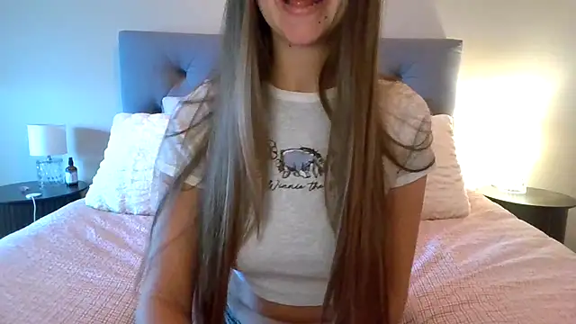 TaylorWest62 online show from October 18, 2025, 1:56 pm