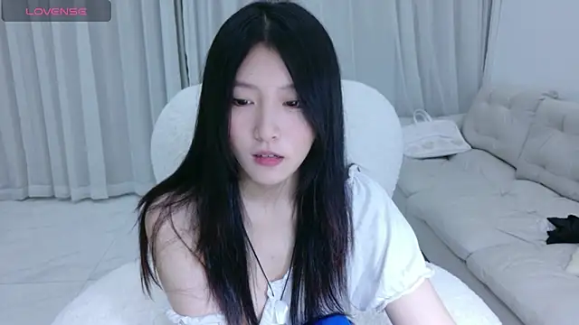 Snapshot of rainybb chatting on September 27, 2025, 1:38 pm rainybb online show from September 27, 2025, 1:38 pm