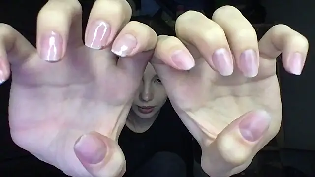 Yuna5343 online show from October 18, 2025, 7:14 pm