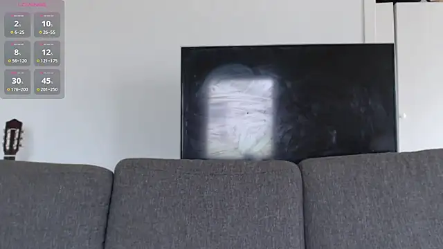 Snapshot of AgnesRoseCams chatting on April 8, 2026, 10:04 am AgnesRoseCams online show from April 8, 2026, 10:04 am