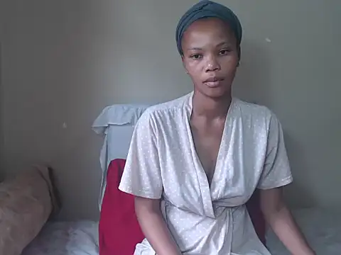 Snapshot of _SweetLips_ chatting on November 2, 2025, 9:55 am SweetLips online show from November 2, 2025, 9:55 am