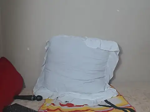 Snapshot of _SweetLips_ chatting on November 13, 2025, 4:28 pm SweetLips online show from November 13, 2025, 4:28 pm