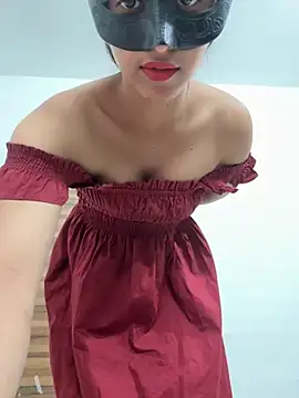 Lusty Desi online show from November 11, 2025, 5:13 pm