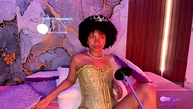 Lolalewis777 online show from November 1, 2025, 4:53 pm