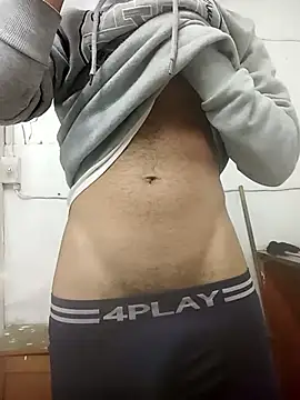 Snapshot of ColouredPapi chatting on April 21, 2026, 8:23 pm ColouredPapi online show from April 21, 2026, 8:23 pm