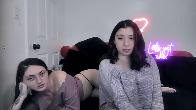 Snapshot of torithequeen chatting on February 8, 2026, 2:37 am torithequeen online show from February 8, 2026, 2:37 am