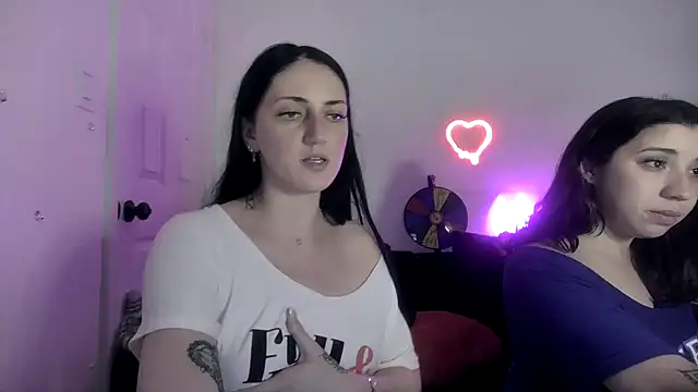 Snapshot of torithequeen chatting on March 2, 2026, 3:09 am torithequeen online show from March 2, 2026, 3:09 am