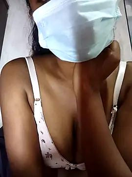 MickMicky online show from September 18, 2025, 3:52 am