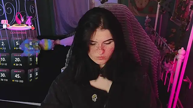 Dark Shine online show from November 18, 2025, 10:20 am