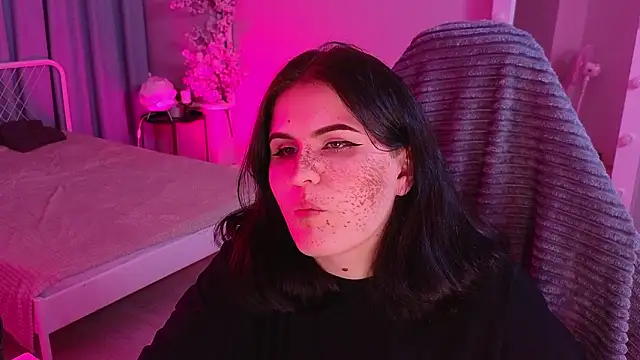 Snapshot of Dark_Shine chatting on February 4, 2026, 8:47 pm Dark Shine online show from February 4, 2026, 8:47 pm