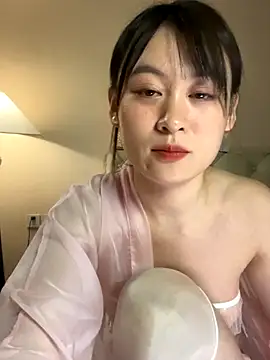 HanHan2455 online show from October 19, 2025, 1:56 pm