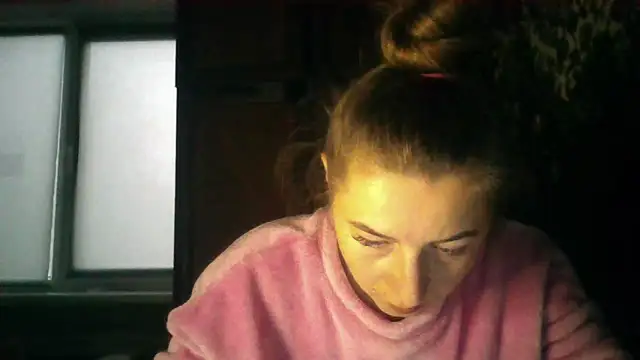 Snapshot of Kitten36 chatting on October 6, 2025, 2:58 pm Kitten36 online show from October 6, 2025, 2:58 pm