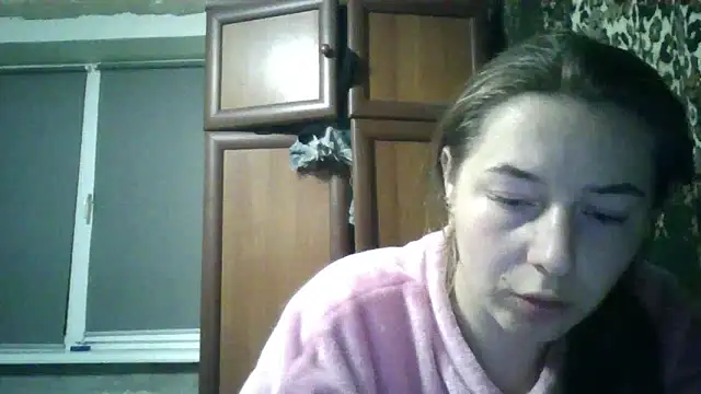 Snapshot of Kitten36 chatting on October 8, 2025, 5:54 pm Kitten36 online show from October 8, 2025, 5:54 pm