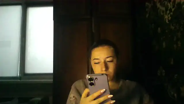 Snapshot of Kitten36 chatting on October 22, 2025, 3:01 pm Kitten36 online show from October 22, 2025, 3:01 pm