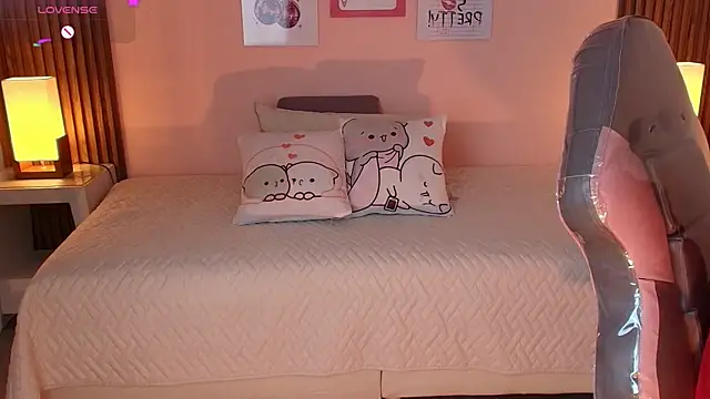 Snapshot of _meliblue chatting on February 28, 2026, 7:37 pm meliblue online show from February 28, 2026, 7:37 pm