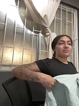 Alyha Cortes online show from February 5, 2026, 1:05 pm