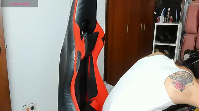 sara slut21 online show from March 20, 2025, 2:29 am