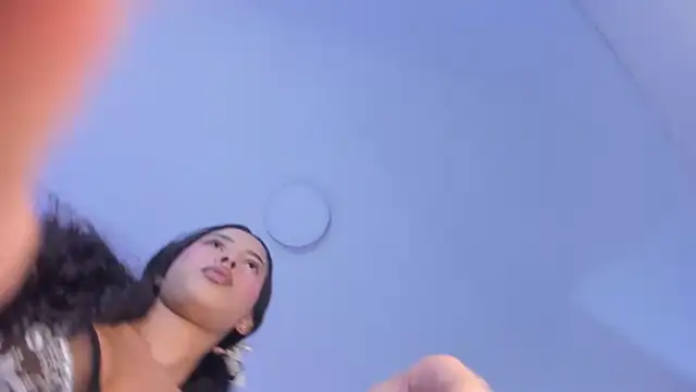 NoahPerez online show from November 10, 2025, 3:38 am