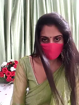 Shalu G online show from May 5, 2026, 5:10 pm