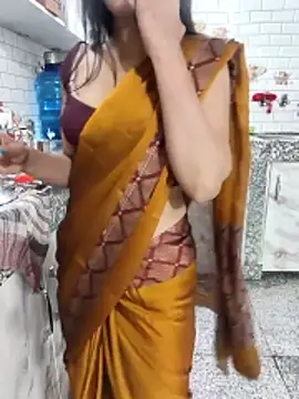 Shalu G online show from May 12, 2026, 4:15 pm