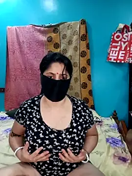 Snapshot of indiancouple659 chatting on February 15, 2026, 11:41 am indiancouple659 online show from February 15, 2026, 11:41 am