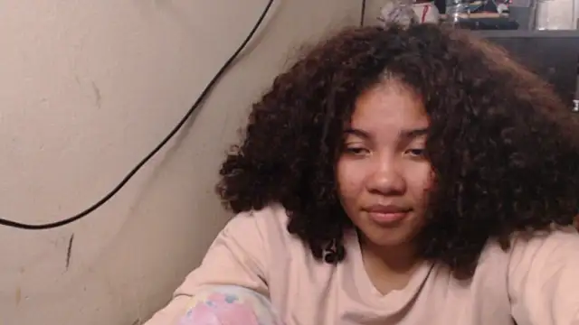 madelene online show from March 29, 2026, 3:17 am