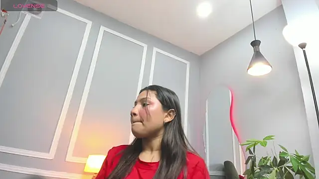 emma  rose1 online show from February 7, 2026, 7:50 pm