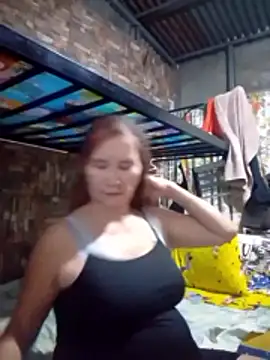 SexyHottMom online show from April 16, 2026, 12:28 pm