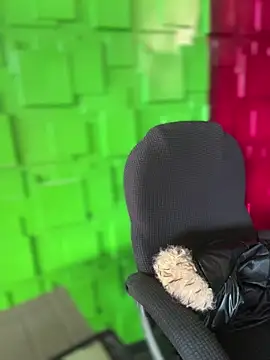 Linda LS online show from February 23, 2026, 6:38 pm