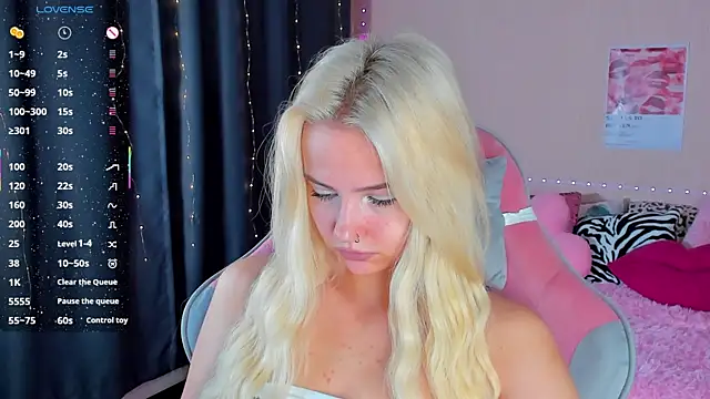 Snapshot of murmiace chatting on September 28, 2025, 10:31 am murmiace online show from September 28, 2025, 10:31 am