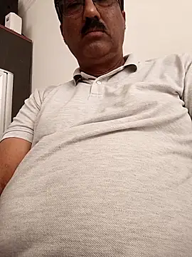 moonflower25 online show from October 7, 2025, 10:56 am