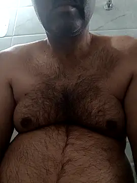 moonflower25 online show from February 19, 2026, 2:18 am