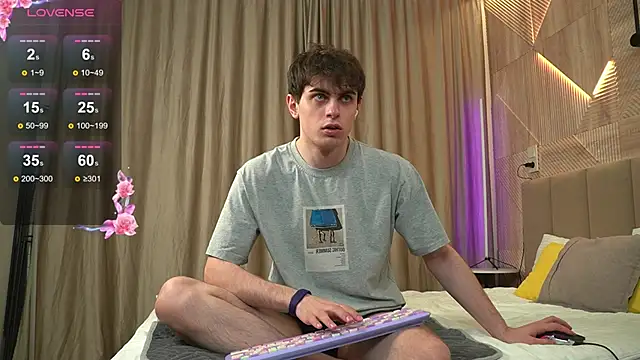 fordenisk online show from December 18, 2025, 3:40 pm