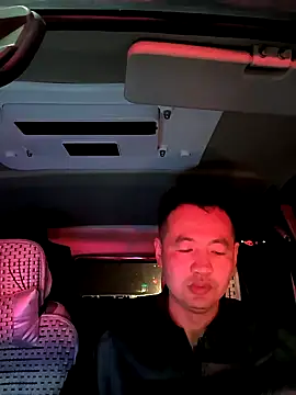 huanhuanaaaaa online show from March 29, 2026, 1:00 pm