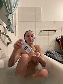 Snapshot of Emilia_Mausi chatting on November 12, 2025, 8:19 pm Emilia Mausi online show from November 12, 2025, 8:19 pm