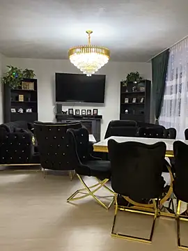 Snapshot of Emilia_Mausi chatting on November 15, 2025, 8:16 pm Emilia Mausi online show from November 15, 2025, 8:16 pm