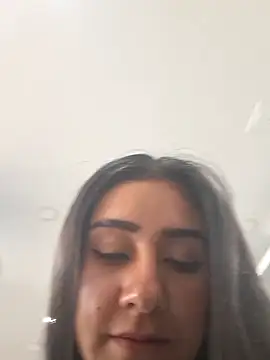 CAROLINE  07 online show from March 2, 2026, 1:40 pm